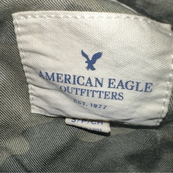 American Eagle Boyfriend Fit Camo Flannel - Size S - Picture 4 of 6